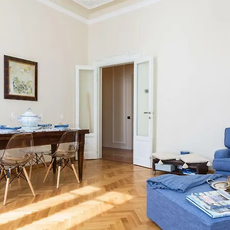 Lägenhet Palazzo Garibaldi - Myhomeincomo Como