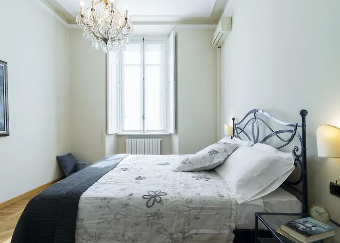 Appartamento Palazzo Garibaldi - Myhomeincomo *