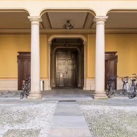 アパート Palazzo Garibaldi - Myhomeincomo コモ