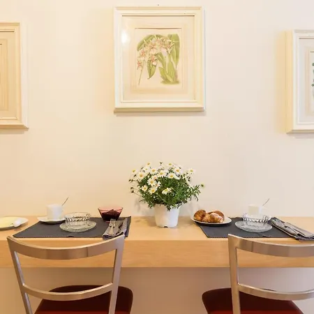 Palazzo Garibaldi - Myhomeincomo アパート